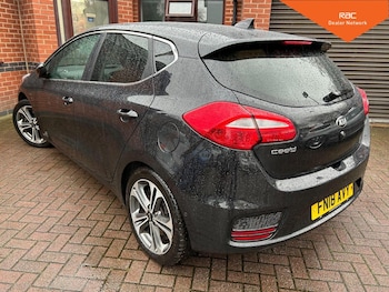 Used Kia Ceed 2018 for sale - 76911003: Photo