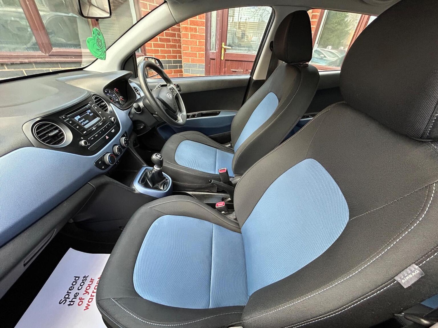 Used Hyundai i10 2015 for sale - 77014785: Photo 12