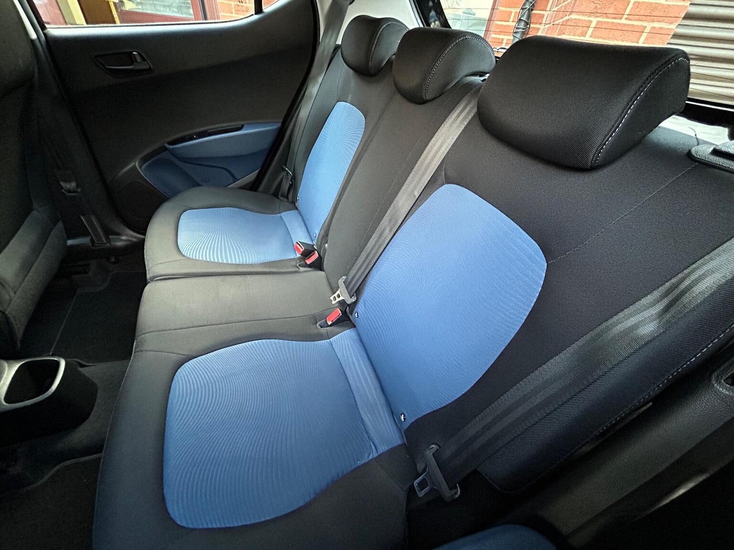 Used Hyundai i10 2015 for sale - 77014785: Photo 19