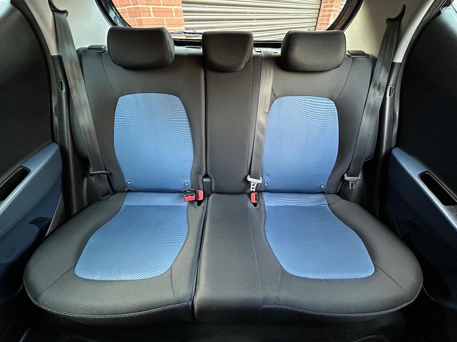 Used Hyundai i10 2015 for sale - 77014785: Photo 21