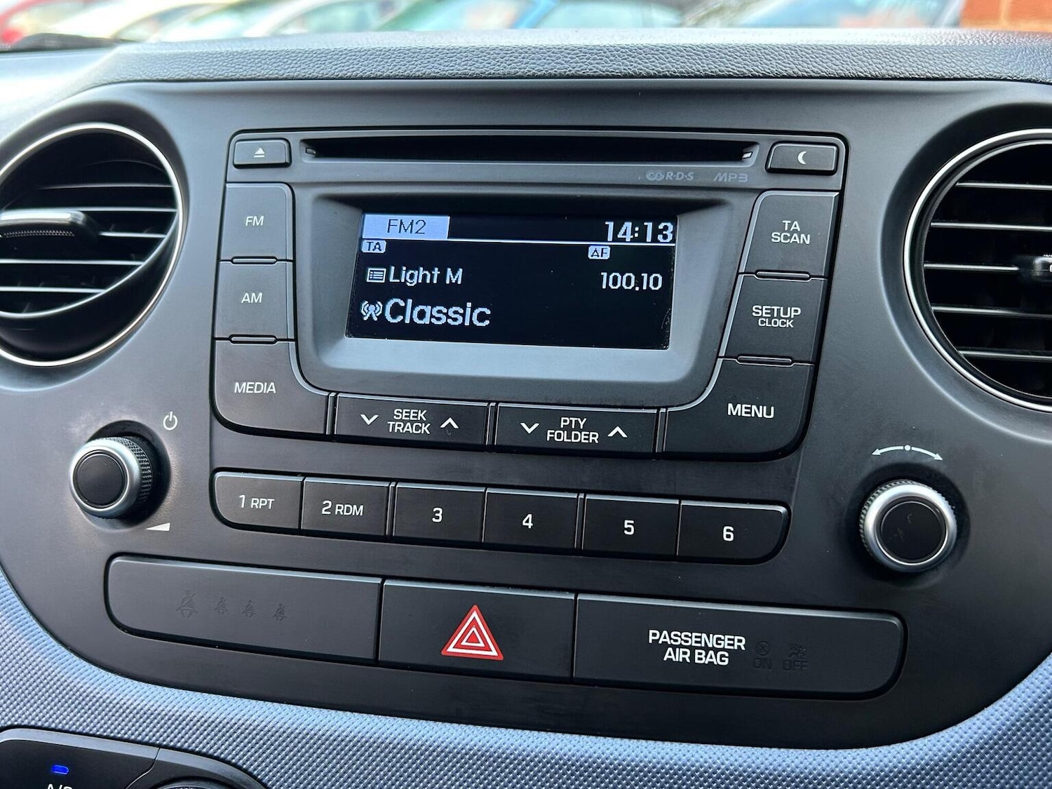 Used Hyundai i10 2015 for sale - 77014785: Photo 23