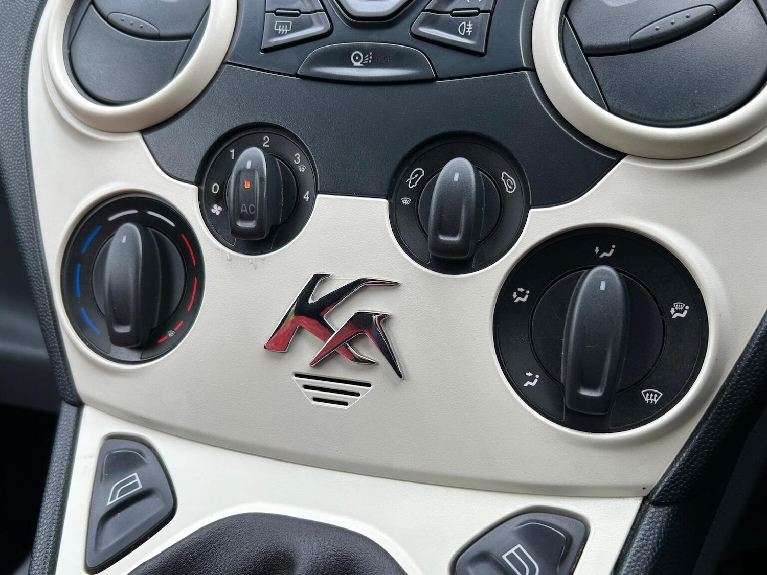 Used Ford Ka 2016 for sale - 76497539: Photo 27