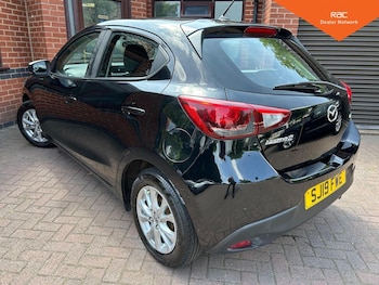 Used Mazda Mazda2 2019 for sale - 79205402: Photo