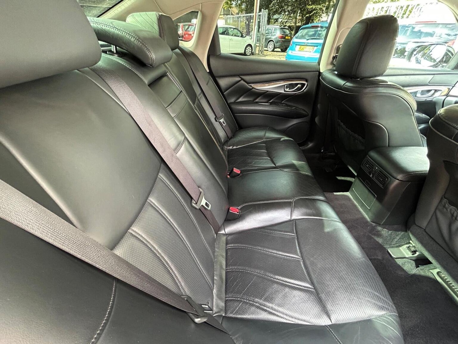 Used Infiniti Q70 2016 for sale - 76497382: Photo 20