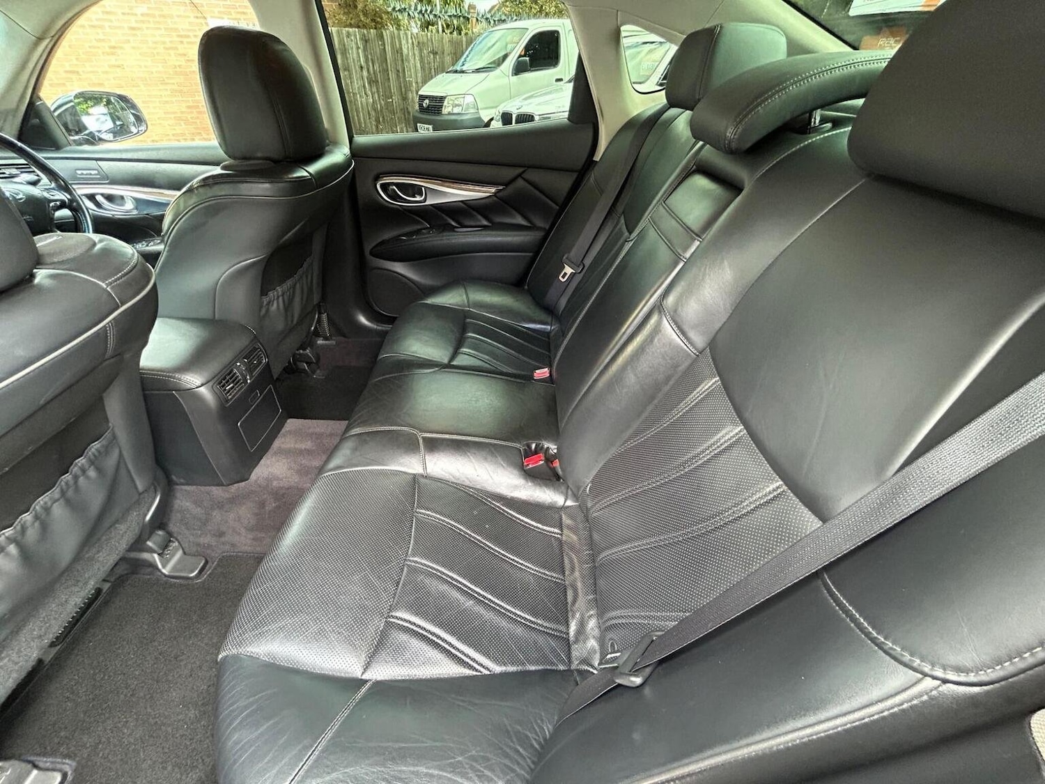 Used Infiniti Q70 2016 for sale - 76497382: Photo 22