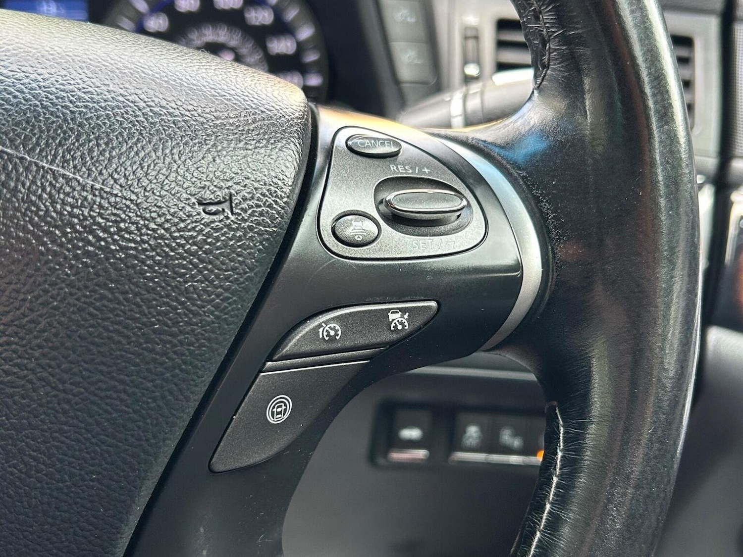 Used Infiniti Q70 2016 for sale - 76497382: Photo 28