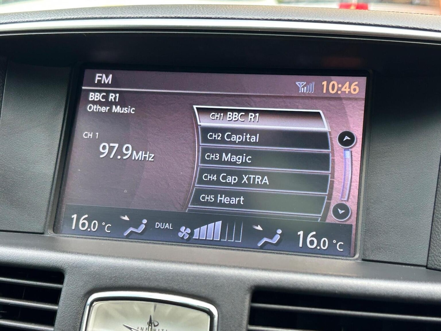 Used Infiniti Q70 2016 for sale - 76497382: Photo 35