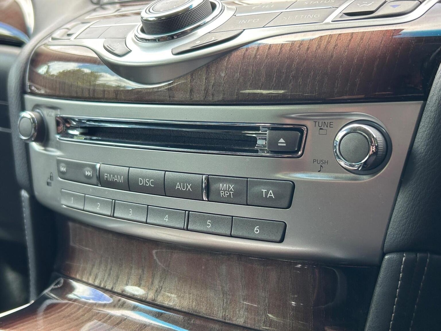 Used Infiniti Q70 2016 for sale - 76497382: Photo 36