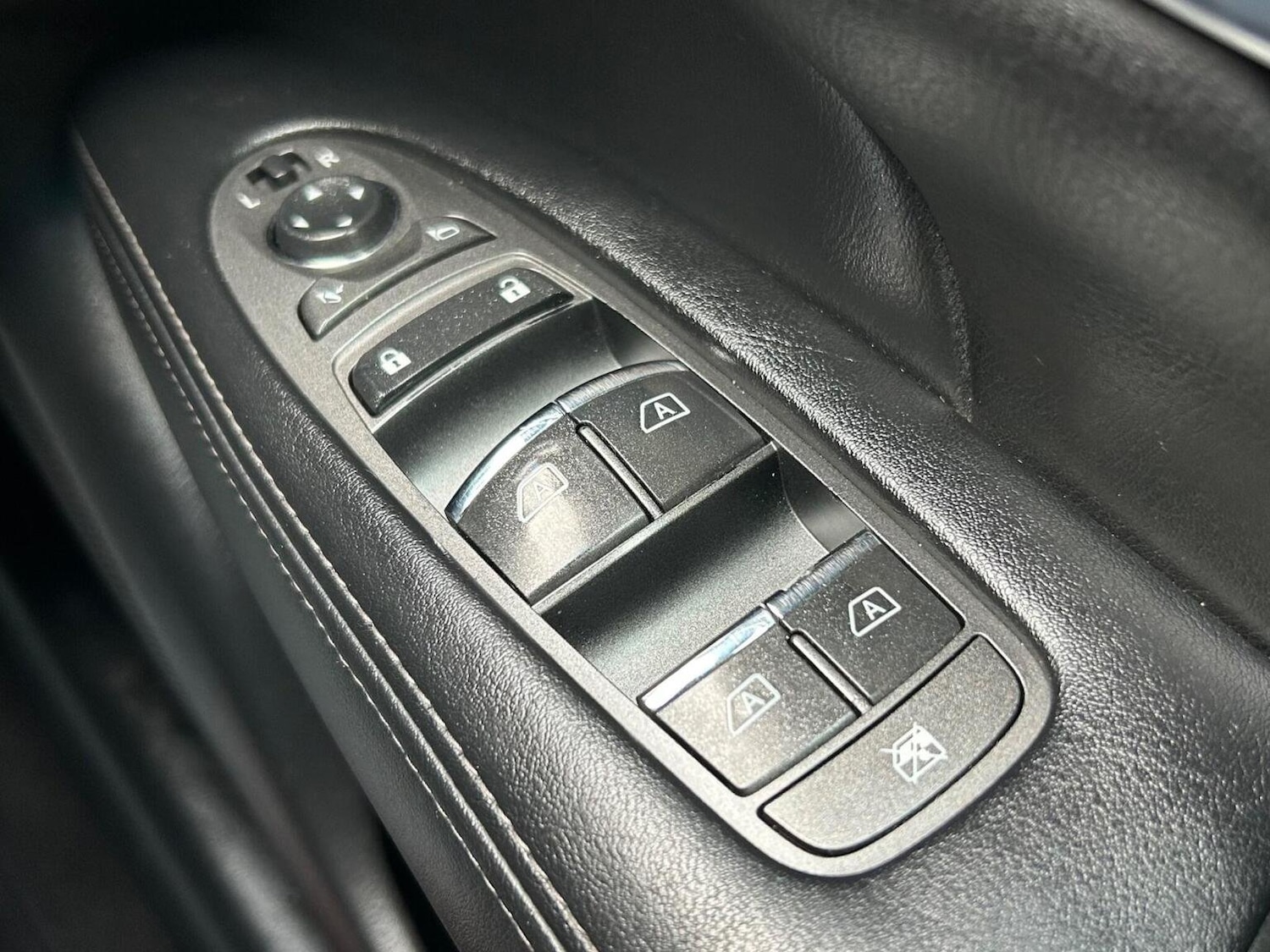 Used Infiniti Q70 2016 for sale - 76497382: Photo 37