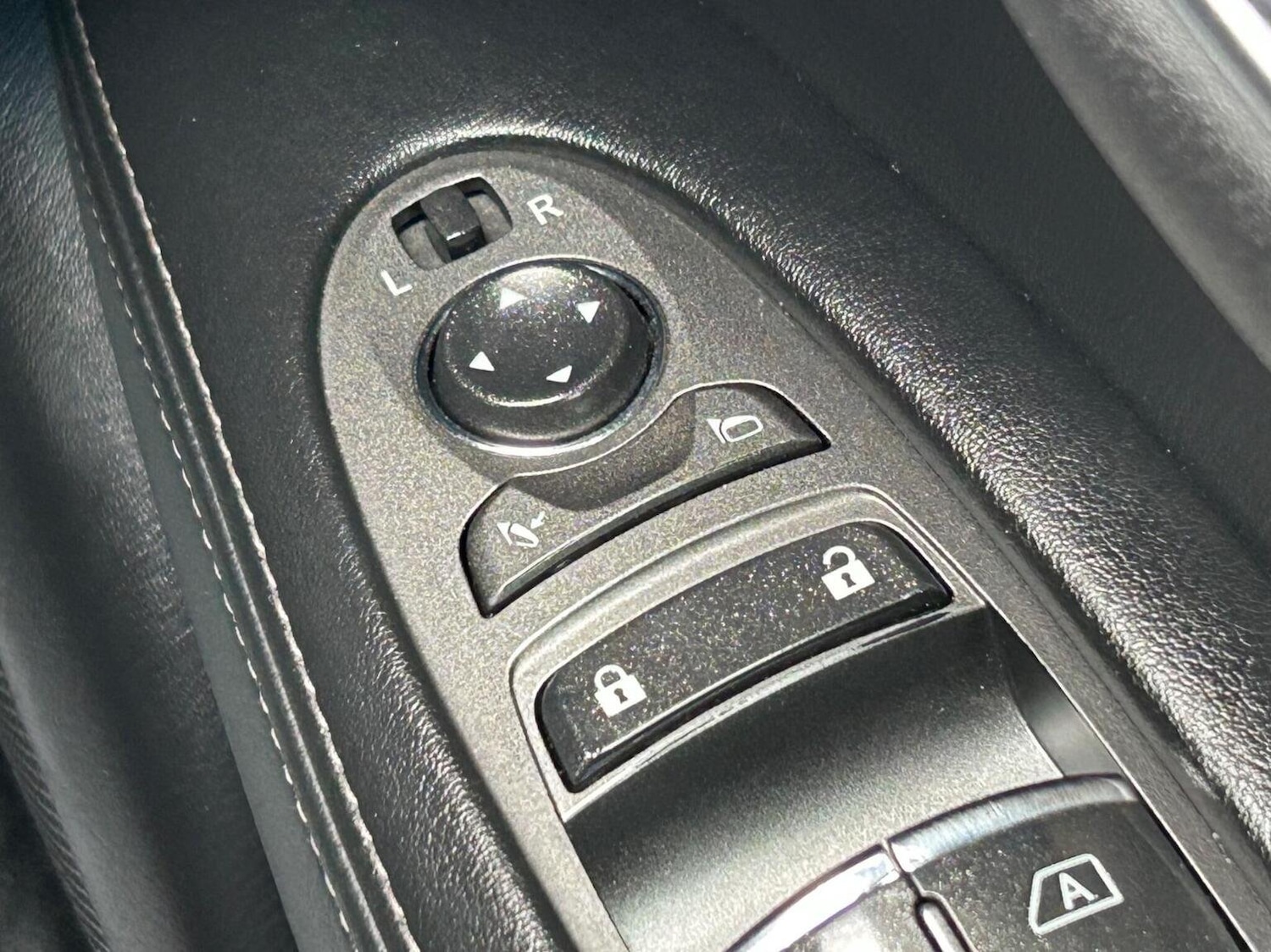 Used Infiniti Q70 2016 for sale - 76497382: Photo 38