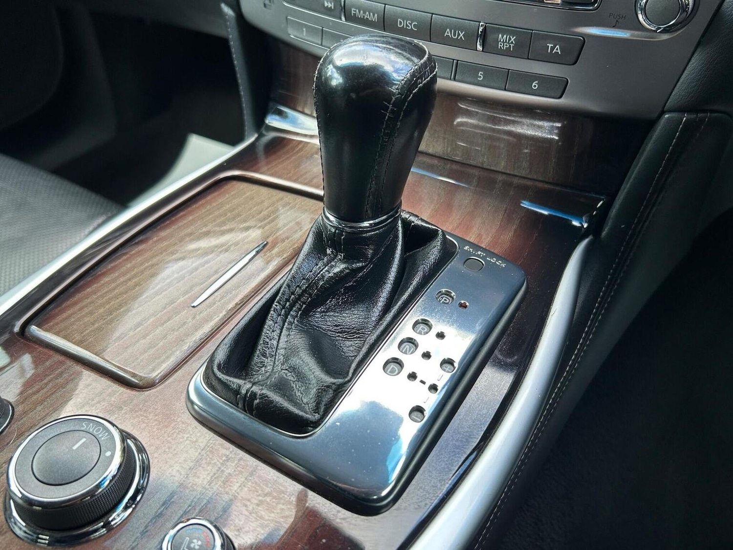 Used Infiniti Q70 2016 for sale - 76497382: Photo 40