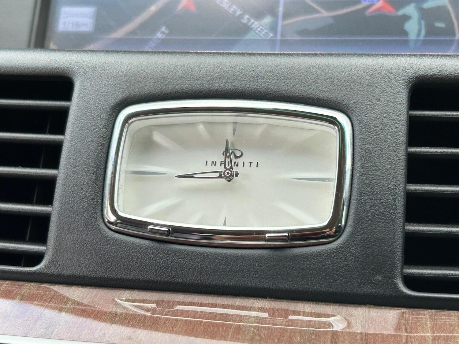 Used Infiniti Q70 2016 for sale - 76497382: Photo 42