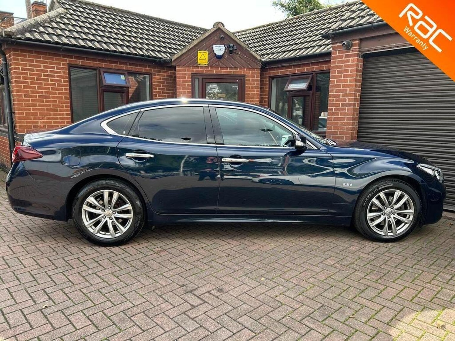 Used Infiniti Q70 2016 for sale - 76497382: Photo 6