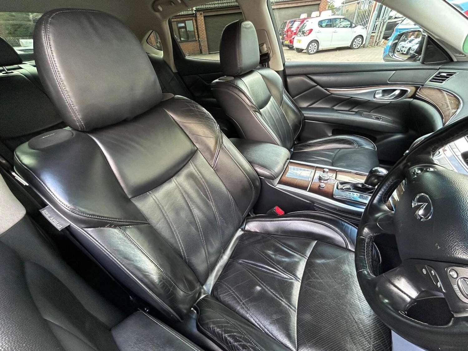 Used Infiniti Q70 2016 for sale - 76497382: Photo 9