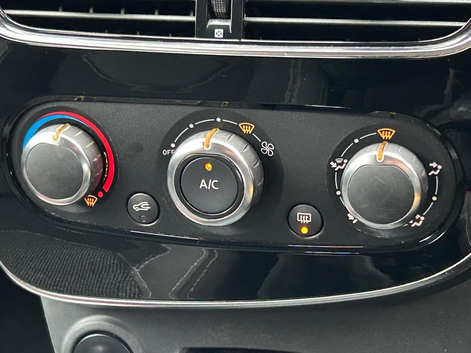 Used Renault Clio 2016 for sale - 77409539: Photo 27