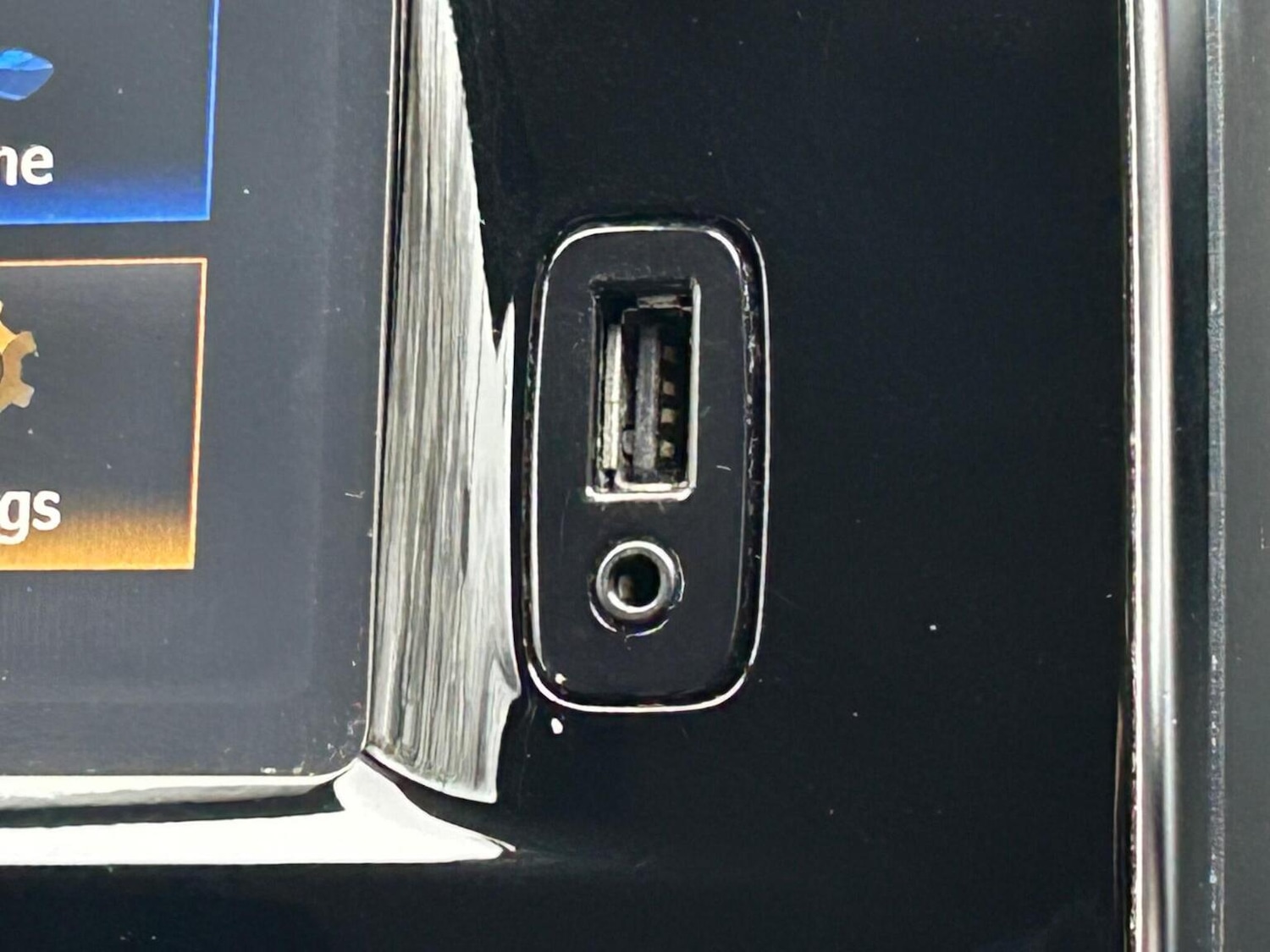 Used Renault Clio 2016 for sale - 77409539: Photo 30