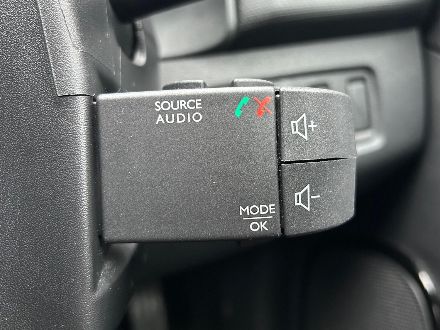 Used Renault Clio 2016 for sale - 77409539: Photo 35