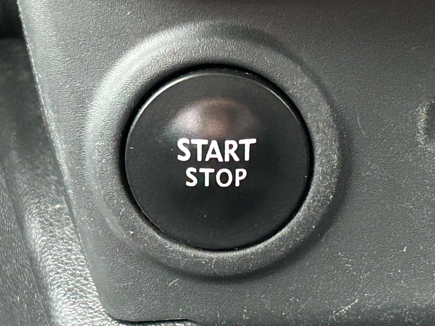 Used Renault Clio 2016 for sale - 77409539: Photo 37