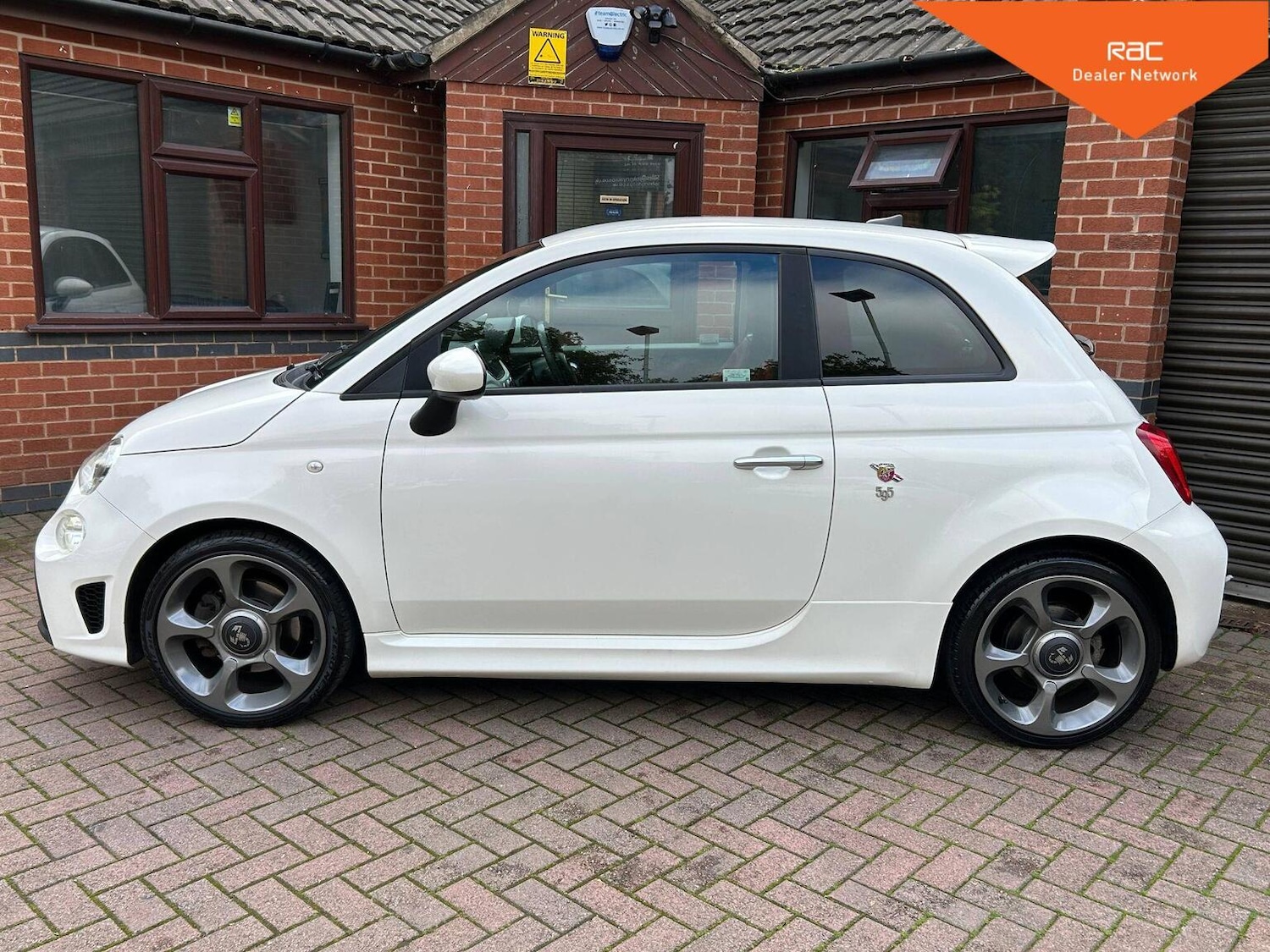 Used Abarth 595 2017 for sale - 76497545: Photo 5
