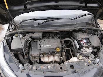 Used Vauxhall Corsa 2015 for sale - 77579622: Photo