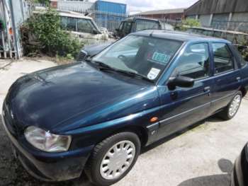 Used Ford Escort 1995 for sale - 74718989: Photo