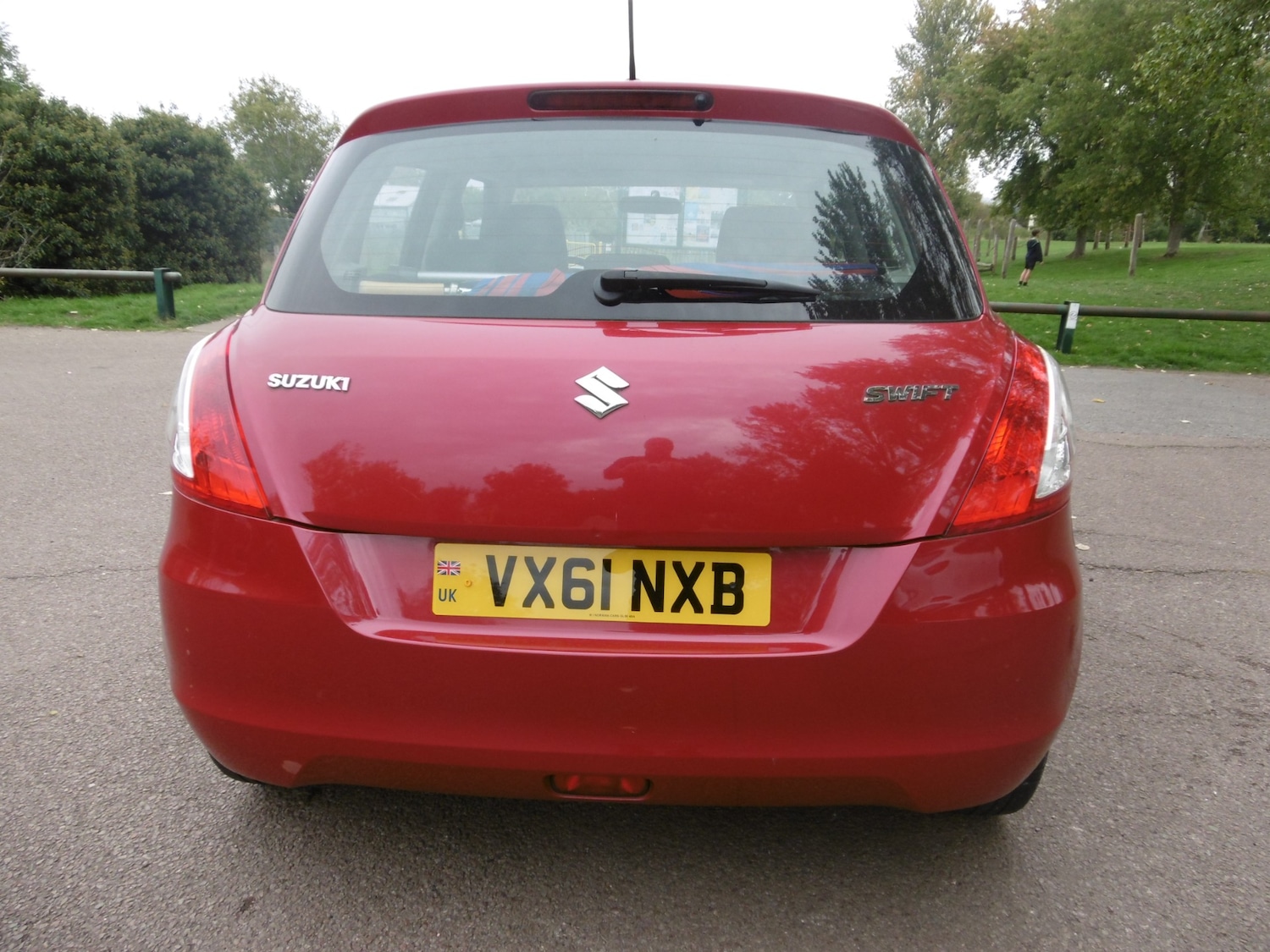 Used Suzuki Swift 2011 for sale - 75969302: Photo 5