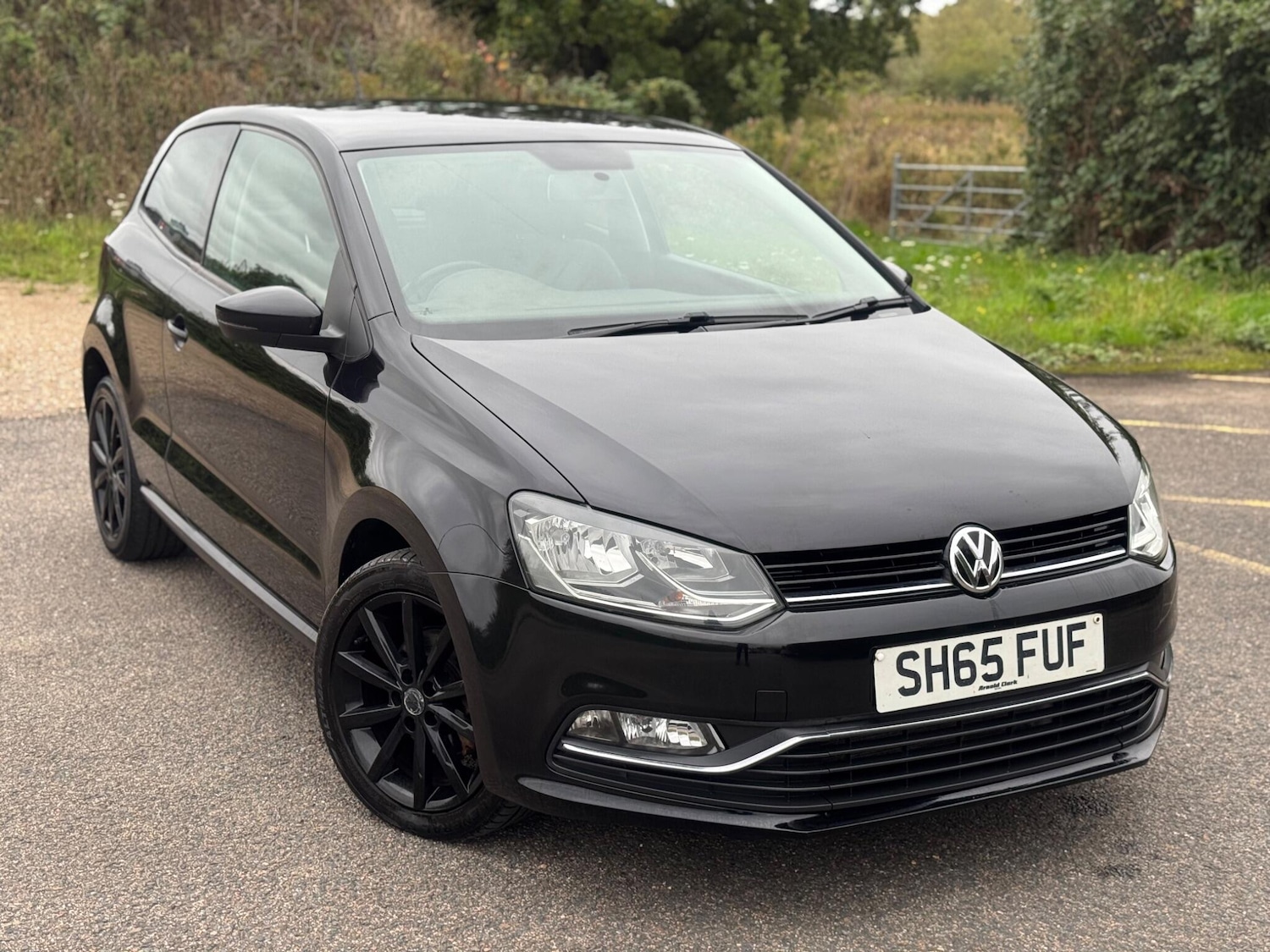 Used Volkswagen Polo 2015 for sale - 75977292: Photo 1