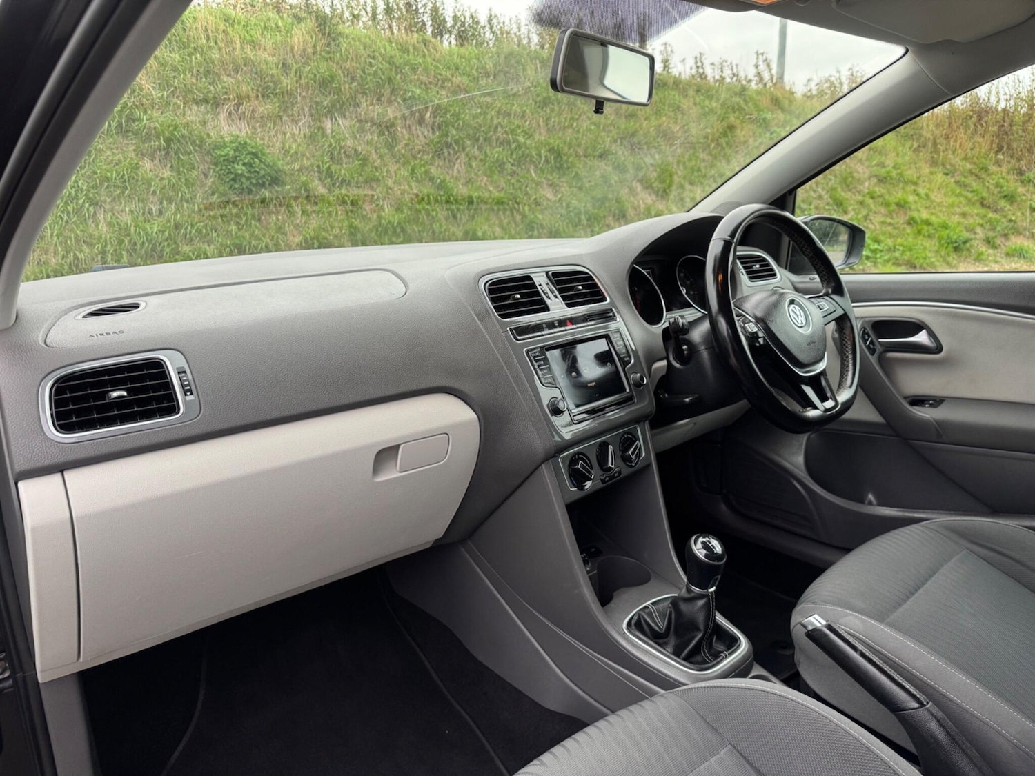 Used Volkswagen Polo 2015 for sale - 75977292: Photo 17