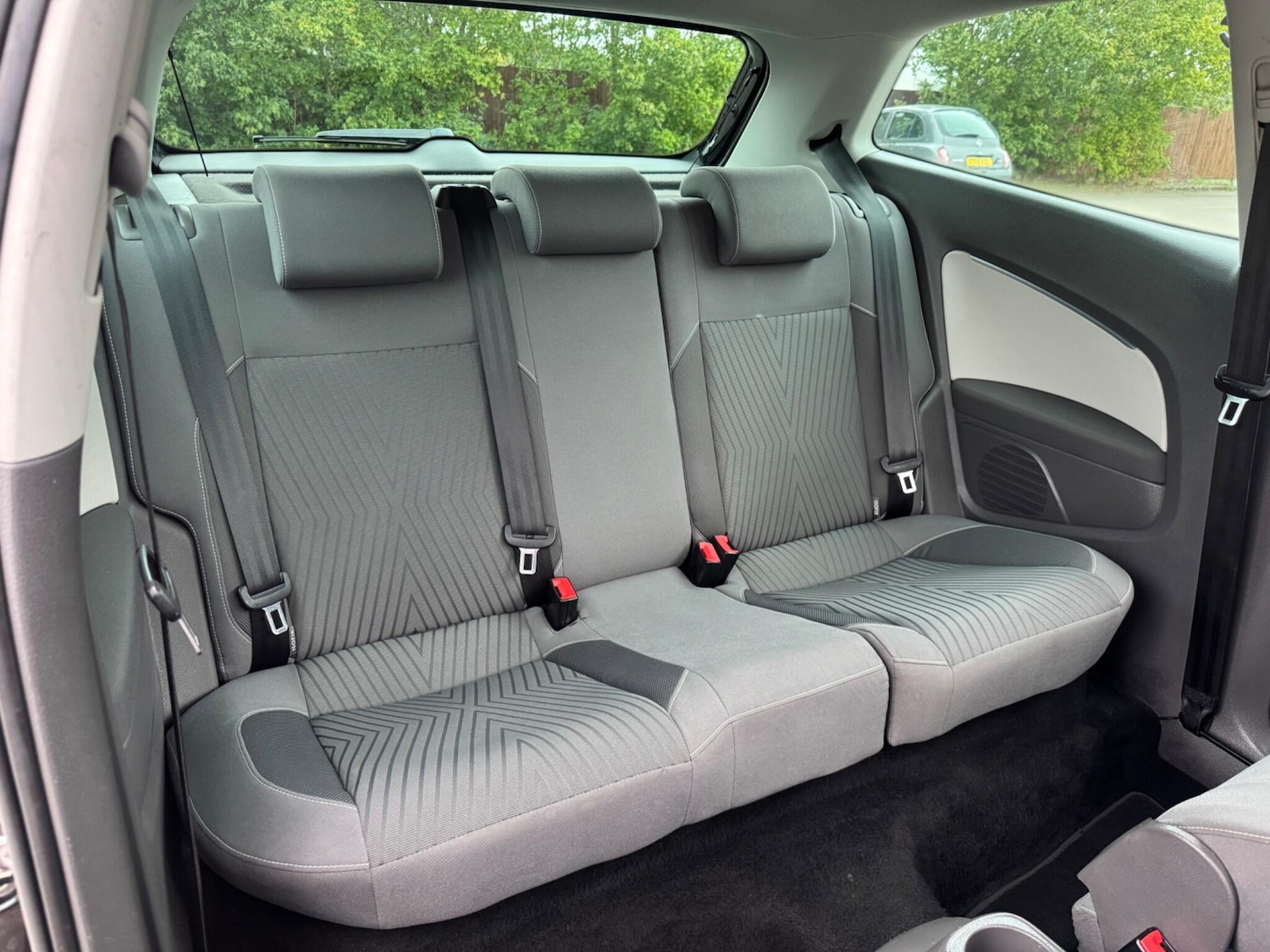 Used Volkswagen Polo 2015 for sale - 75977292: Photo 21