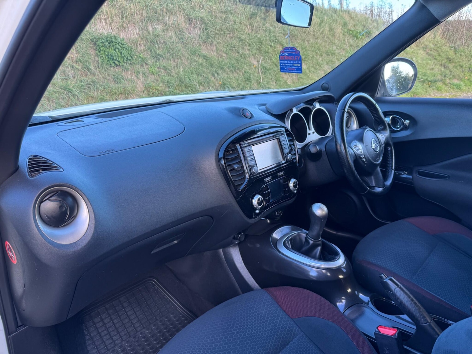 Used Nissan Juke 2014 for sale - 76317813: Photo 17