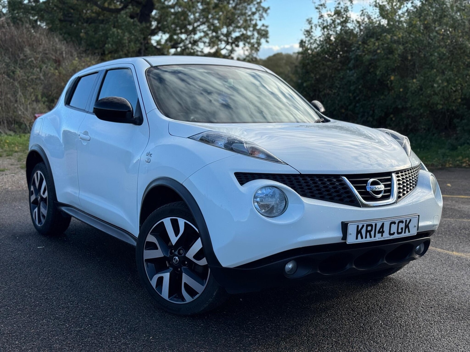 Used Nissan Juke 2014 for sale - 76317813: Photo 2