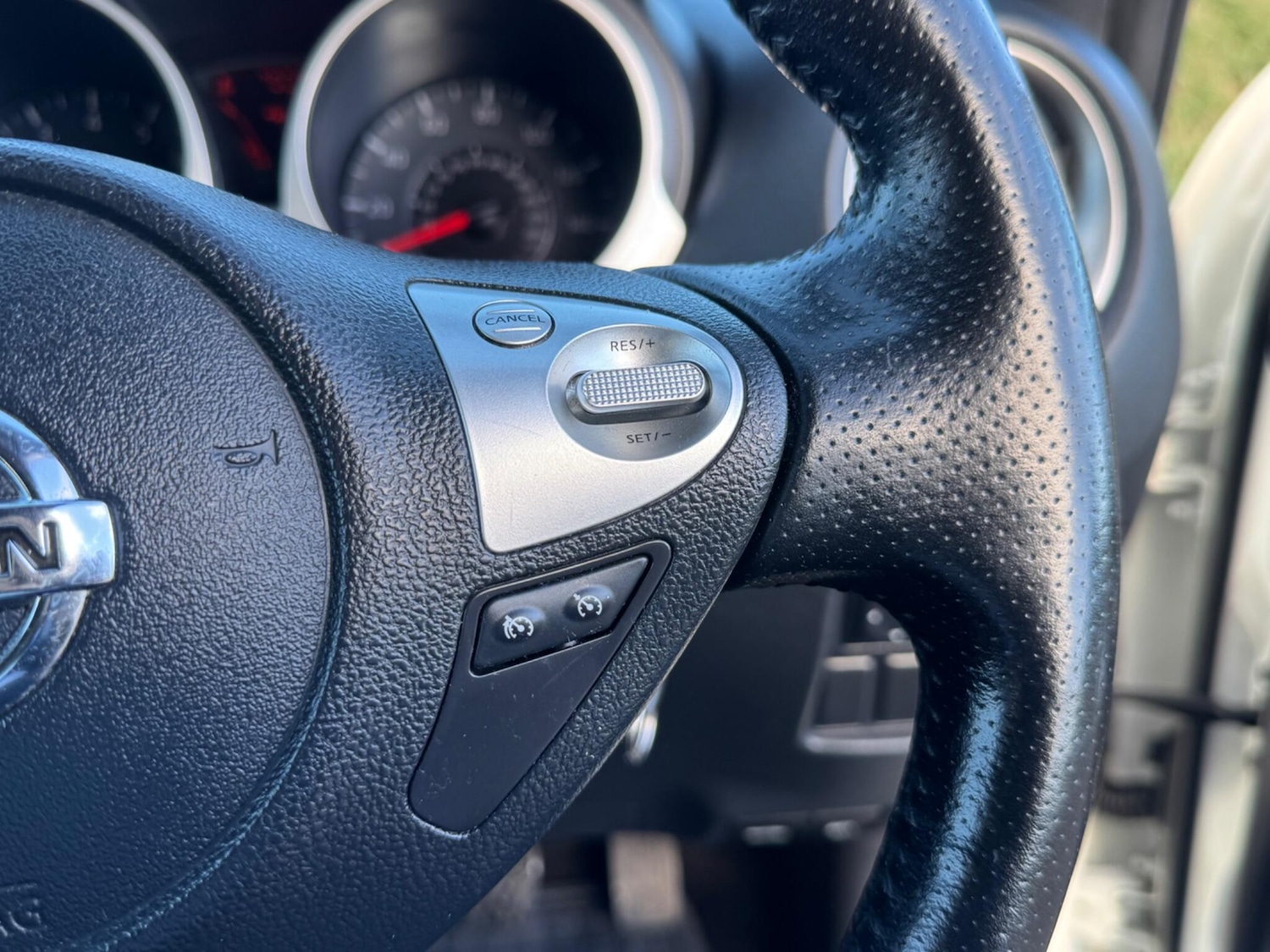 Used Nissan Juke 2014 for sale - 76317813: Photo 29