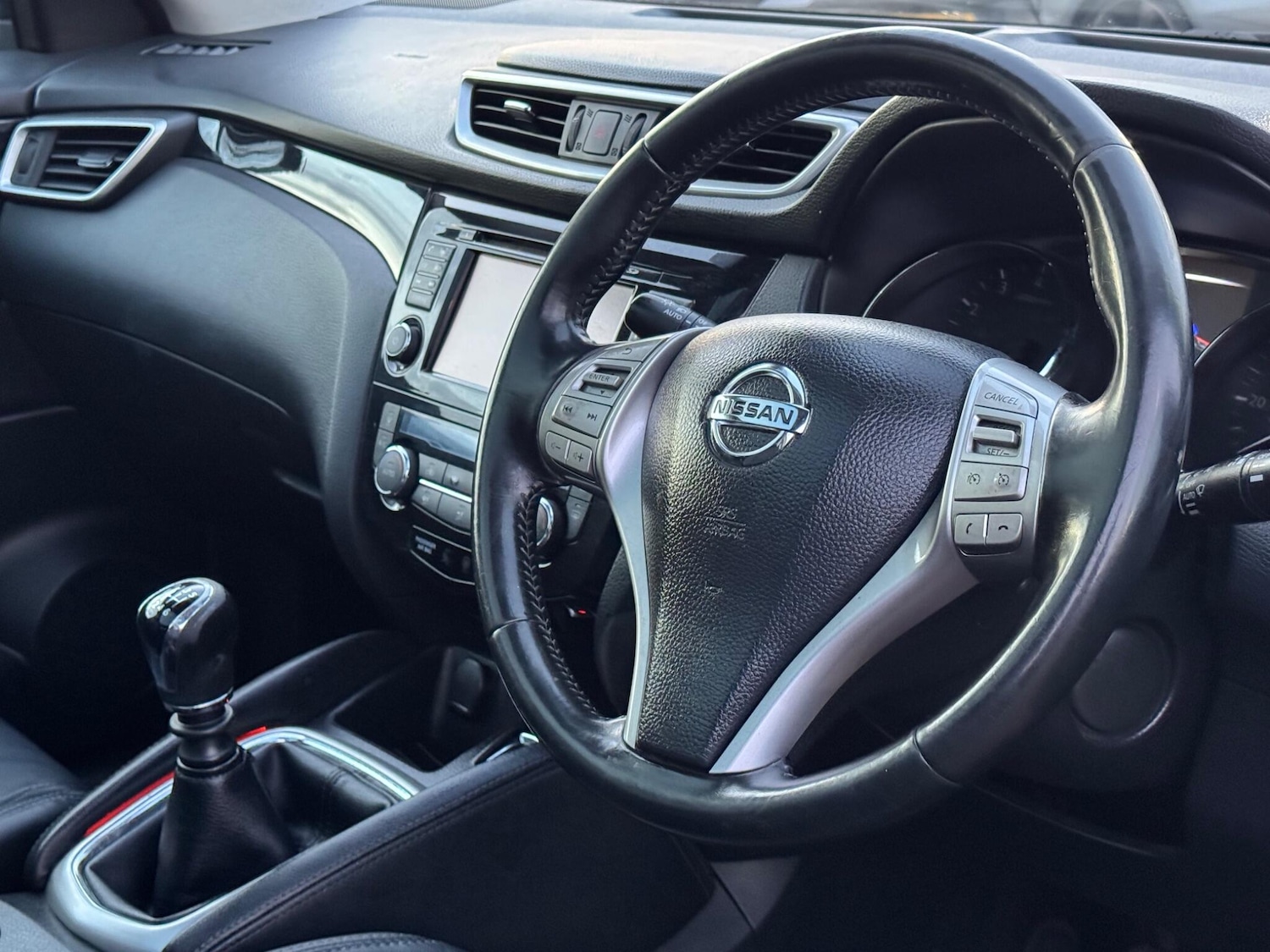 Used Nissan Qashqai 2014 for sale - 76942686: Photo 17