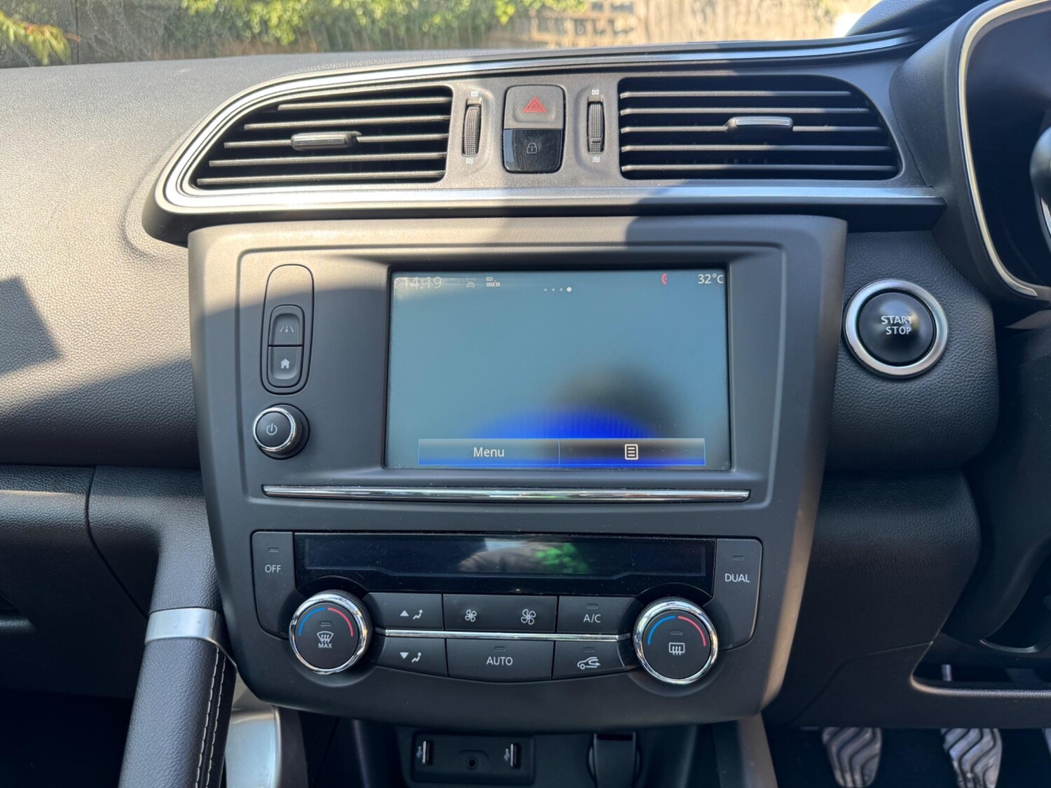 Vehicle 28