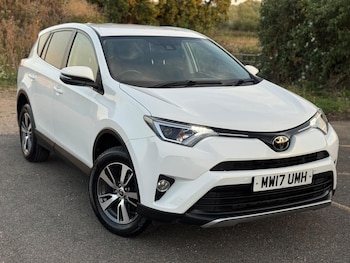 2017 (17) - 2.0 D-4D Business Edition Plus Euro 6 (s/s) 5dr (Safety Sense, Nav)