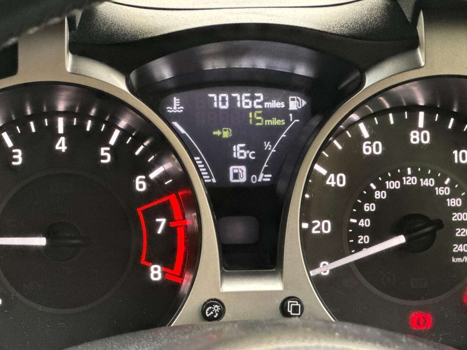 Used Nissan Juke 2018 for sale - 76361065: Photo 28