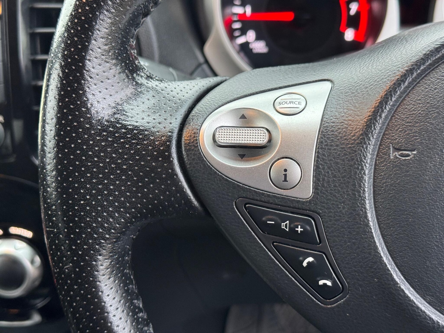 Used Nissan Juke 2016 for sale - 76441251: Photo 27