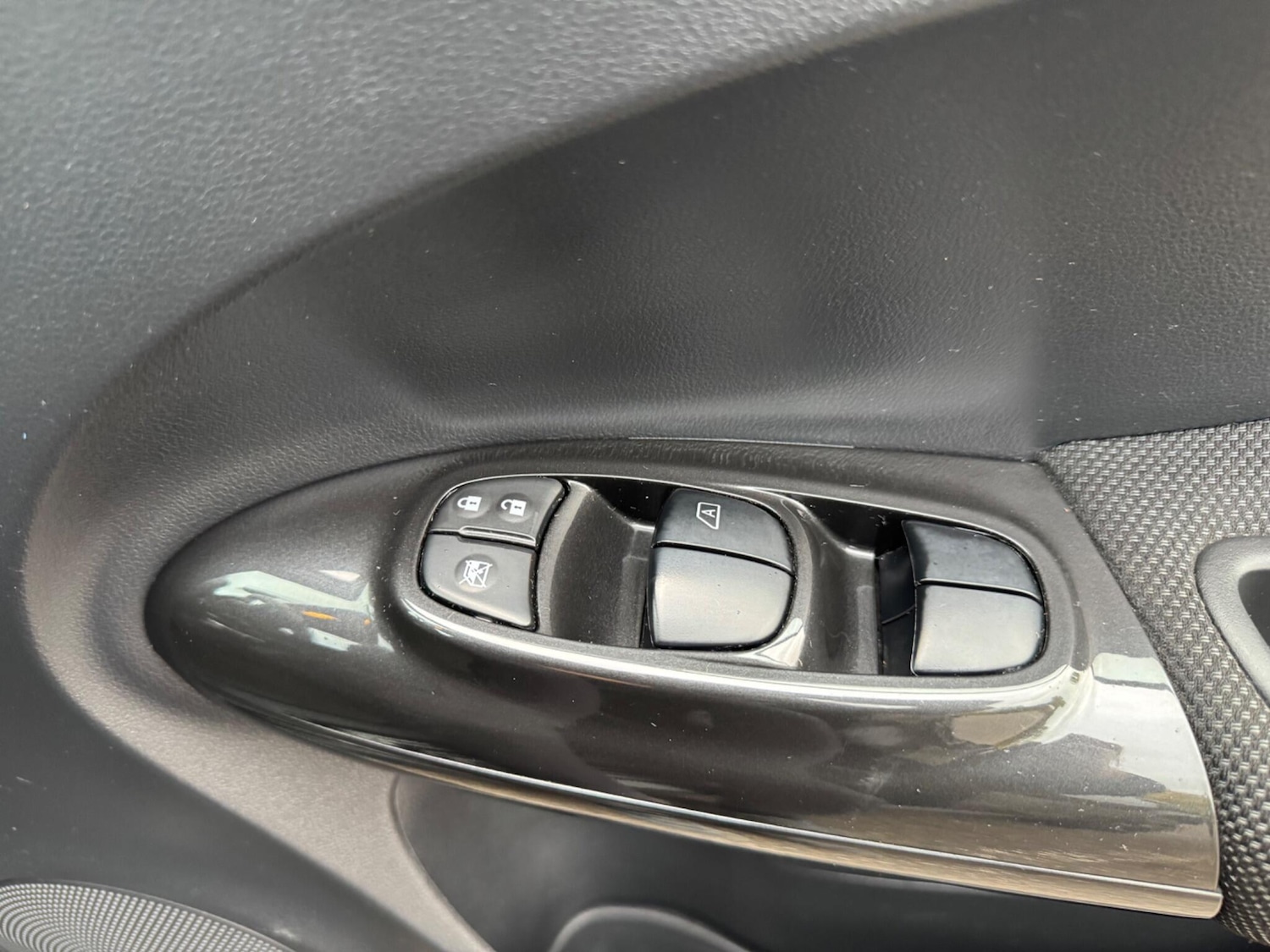 Used Nissan Juke 2016 for sale - 76441251: Photo 30