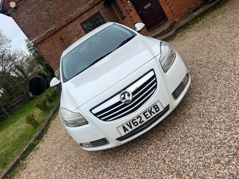 Used Vauxhall Insignia 2012 for sale - 78213184: Photo 2