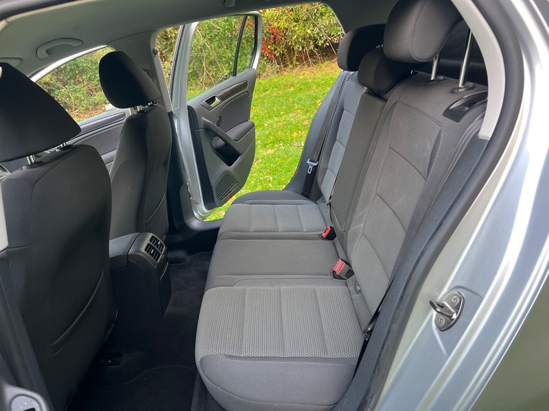 Used Volkswagen Golf 2011 for sale - 76884544: Photo 14