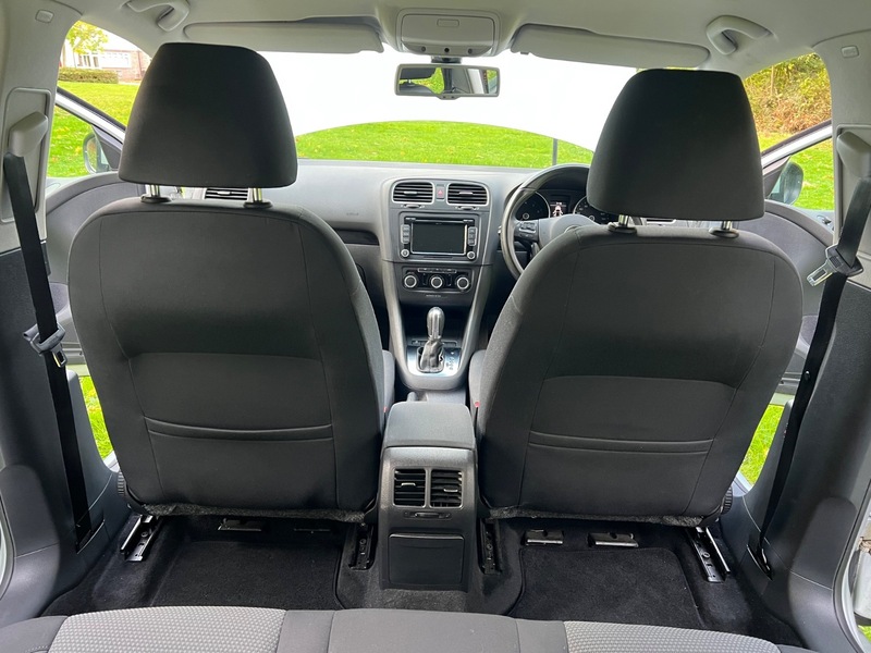 Used Volkswagen Golf 2011 for sale - 76884544: Photo 28