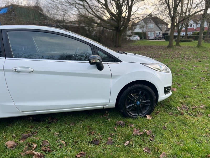 Used Ford Fiesta 2015 for sale - 77236907: Photo 13