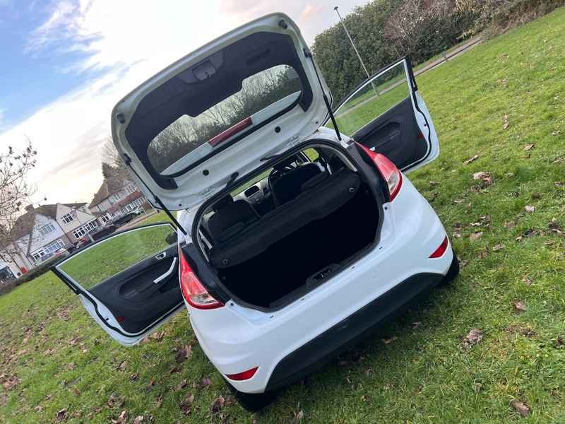 Used Ford Fiesta 2015 for sale - 77236907: Photo 20