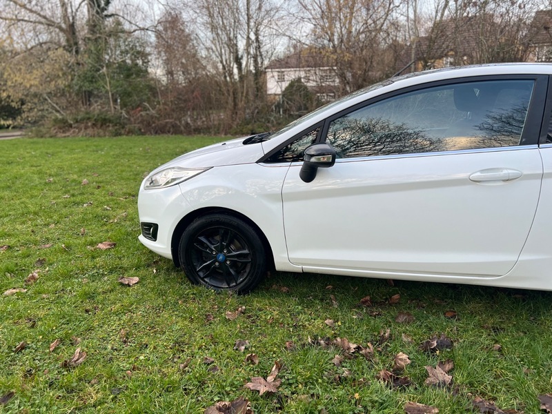 Used Ford Fiesta 2015 for sale - 77236907: Photo 34