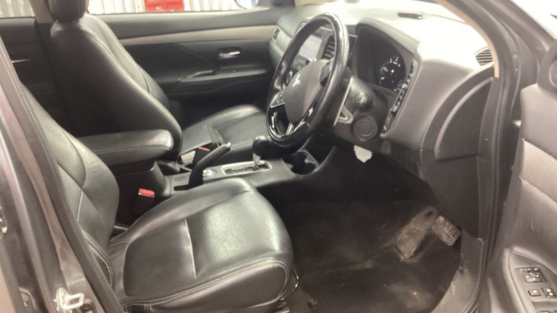 Used Mitsubishi Outlander 2016 for sale - 77594991: Photo 17