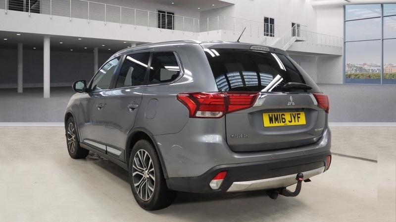 Used Mitsubishi Outlander 2016 for sale - 77594991: Photo 2