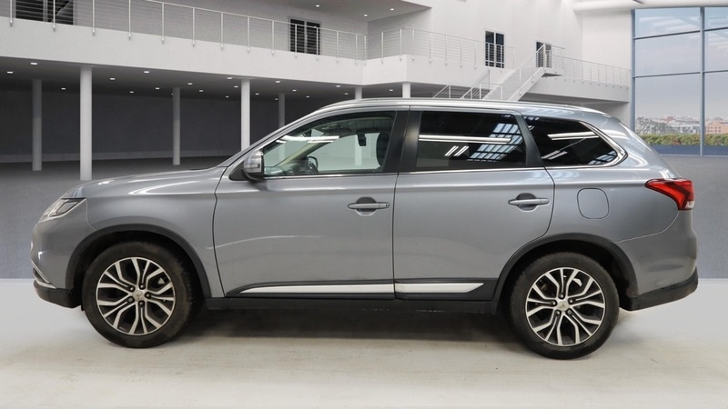 Used Mitsubishi Outlander 2016 for sale - 77594991: Photo 7