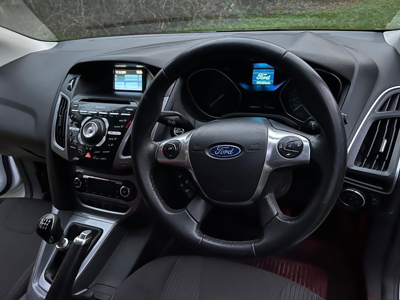 Used Ford Focus 2012 for sale - 76986578: Photo 23