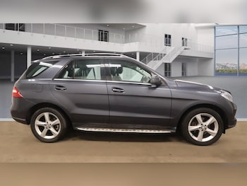 Used Mercedes-Benz M Class 2013 for sale - 77805650: Photo
