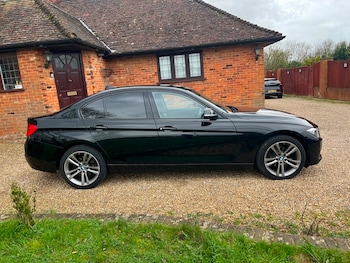 Used BMW 3 Series 2015 for sale - 77850984: Photo